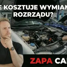 Zastanawiasz się nad wymianą rozrządu? Cena tej usługi w ZAPA CARS jest konkurencyjna. Mechanik pracuje przy silniku.